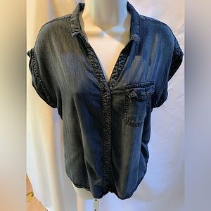 Cap sleeve denim shirt with a feminine touch!